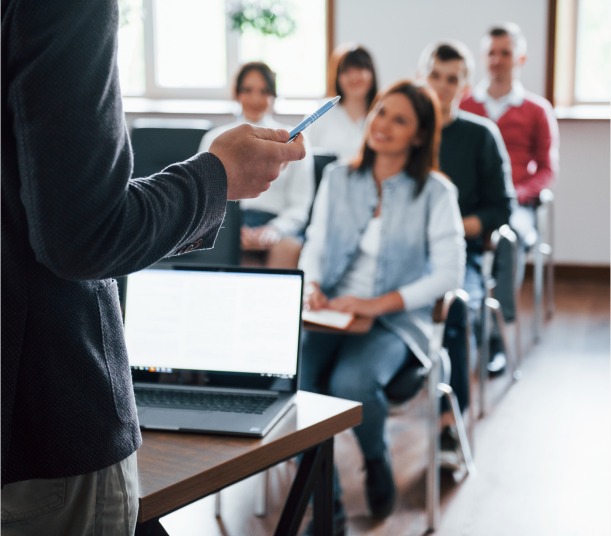 Teilnehmerin in einem MPU-Kurs